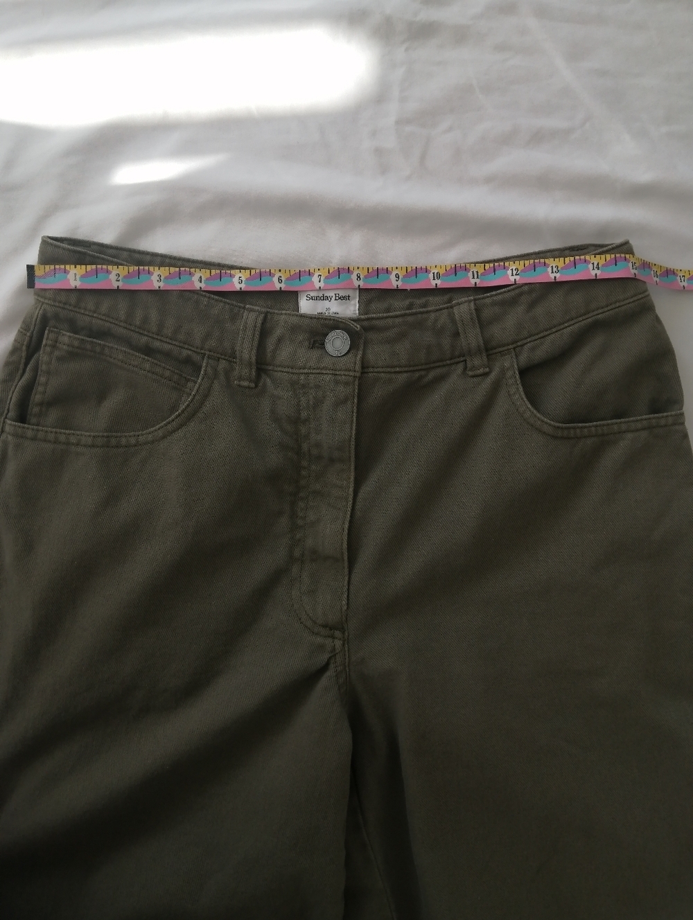 Aritzia Sunday Best Flan Barrel Leg Jeans Olive Green Size 10 - Picture 13 of 16
